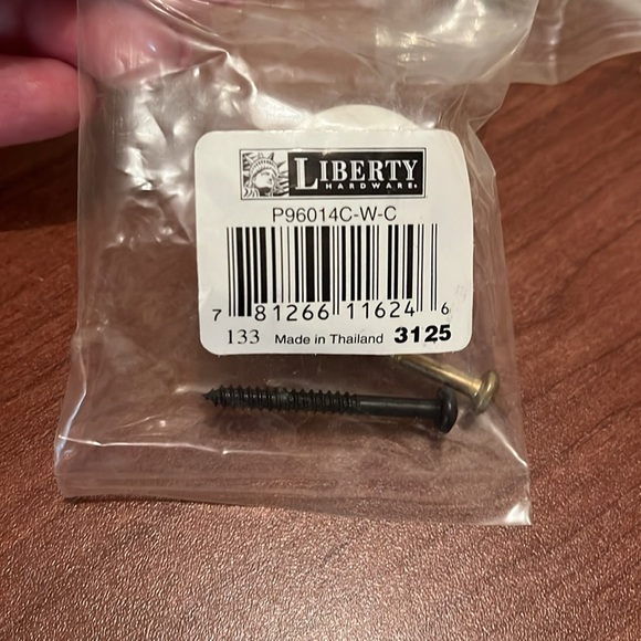 Set of 9 Porcelain Drawer Knobs - Picture 3 of 5